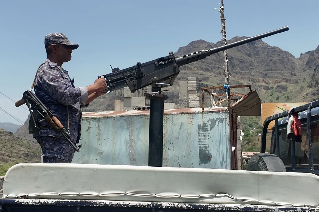 يەمەن دۆلەت ھاكىمىيىتىنىڭ مەملىكەت مىقياسىدا قايتىدىن ئورنىتىلىدىغانلىقى توغرىسىدا ۋەدە بەردى