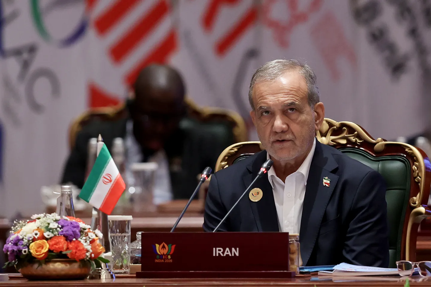Iran, UAE agree to strengthen ties, expand cooperation: Pezeshkian