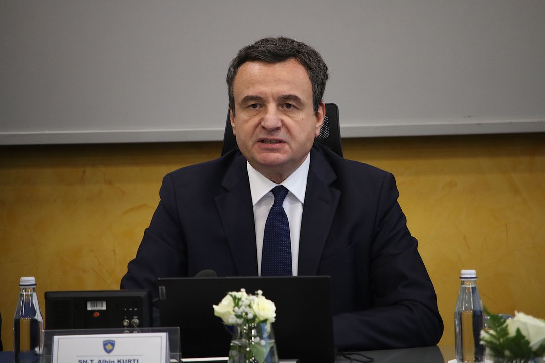 Kryeministri i Kosovës  Kurti  u bën thirrje partive politike për zgjidhjen e çështjes së presidenti
