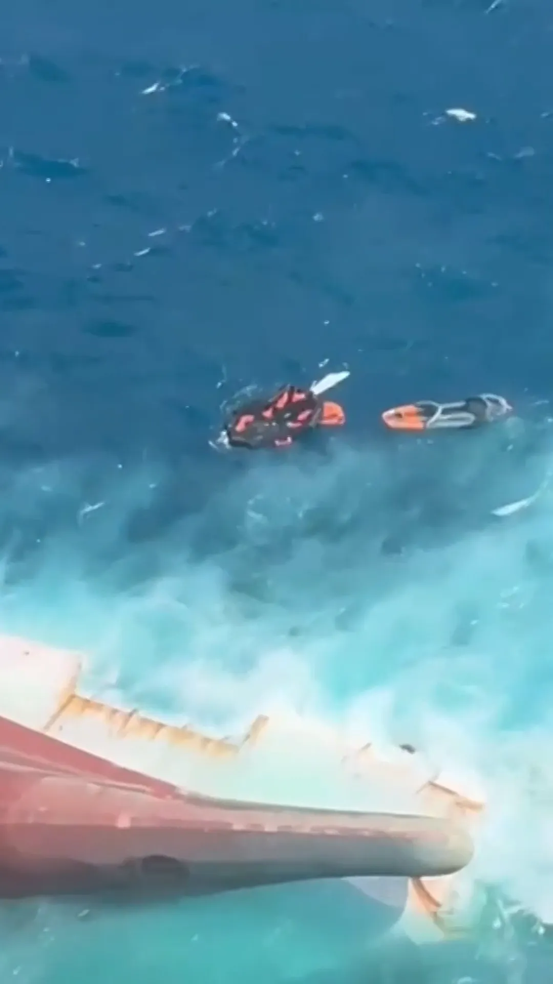 6 orang tewas, 129 masih hilang setelah Kapal Virgo Transport tenggelam di Laut Jawa