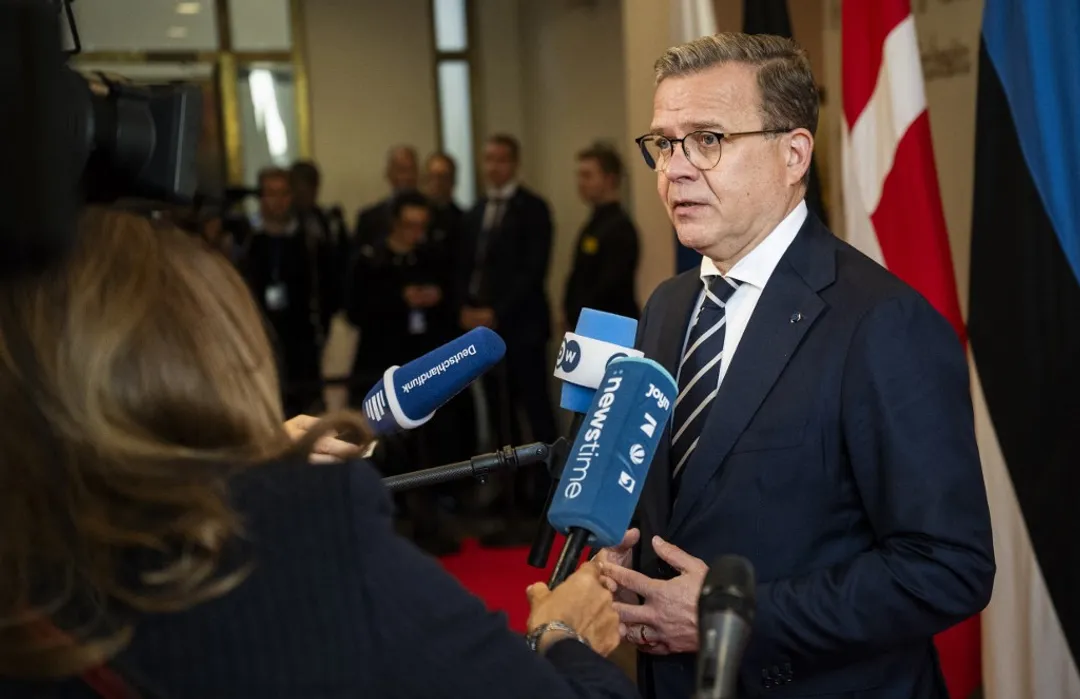 Nucléaire: la Finlande rejoint la dissuasion française
