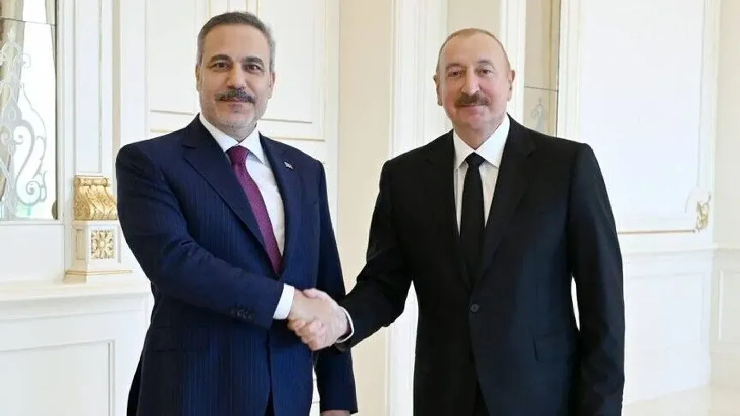 Азербејџанскиот претседател Алиев го прими турскиот министер за надворешни работи Фидан