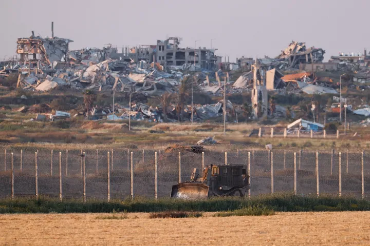 Israeli bulldozers continue levelling Gaza, showing no respect for the dead: UN