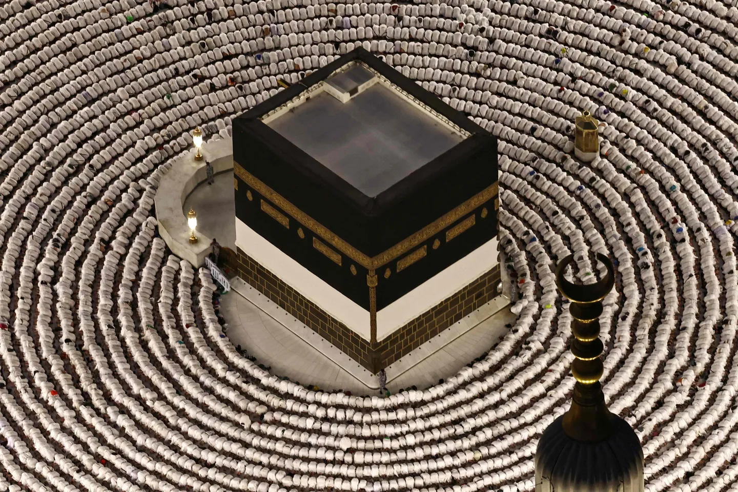 Türkiye, other countries condemn Houthi attack on Mecca