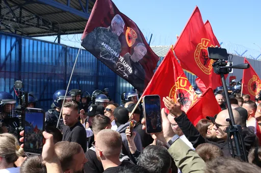 Protestë para zyrave të EULEX-it pas vendimit në Hagë