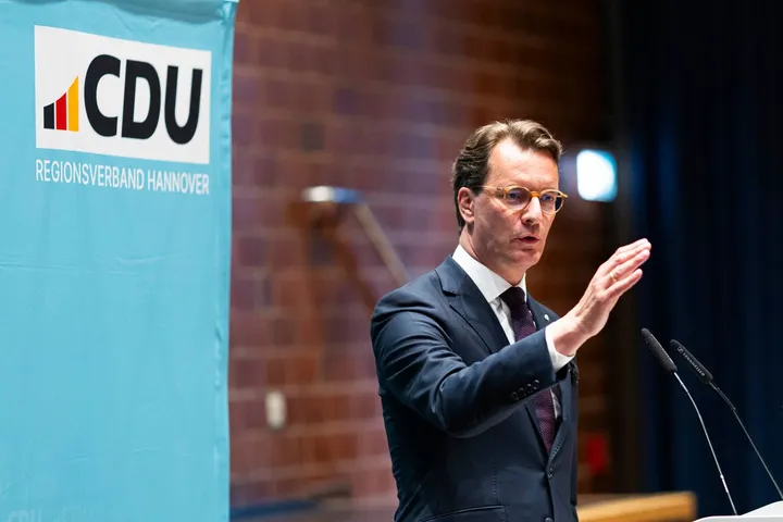 Sieben Länderchefs zu Bildung von Bund-Länder-Arbeitsgruppe zu AfD bereit