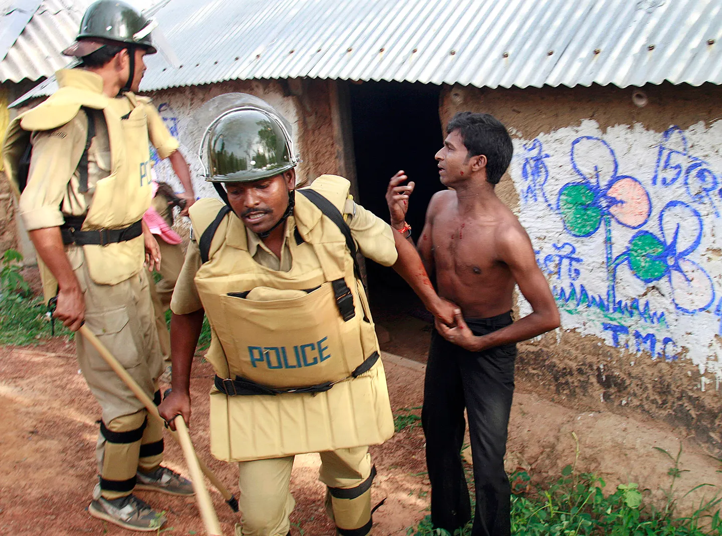 10 Maoist rebels sentenced to death in India over 2013 attack