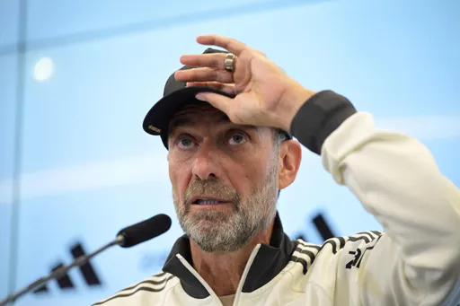 Klopps eindringliches Plädoyer: „Die Fahne zurückholen“