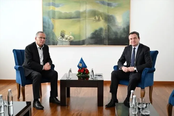 Kurti takon kreun e PDK-së pas vendimit të Gjykatës Speciale për ish-udhëheqësit e UÇK-së