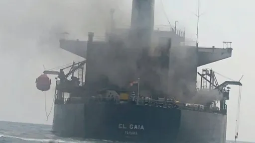 ВМС Ирана атаковали нефтяной танкер под флагом Того в Ормузском проливе
