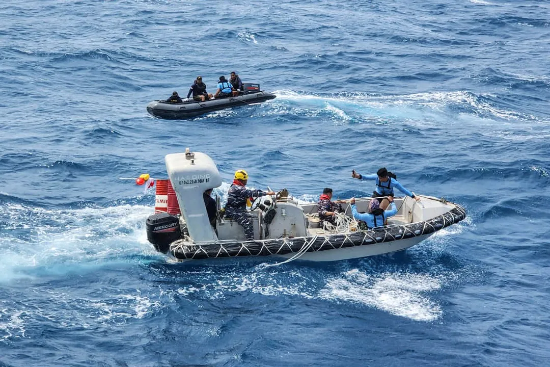 Polisi tahan tiga petinggi perusahaan terkait tragedi tenggelamnya kapal feri di Laut Jawa
