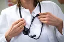 Gesundheitspersonal altert: WHO warnt vor Lücke