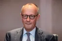 Merz am Ende? Warum der Kanzler trotz sinkender Beliebtheit im Amt bleiben dürfte