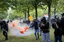 Escalatie rond rechts-extremistische en azc-protesten leidt tot straffen en groot politieonderzoek