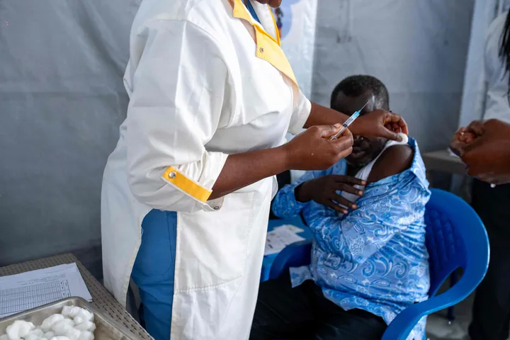 RDC : un essai de vaccin contre Ebola lancé face à plus de 4 600 décès
