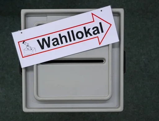 Wahllokale in Berlin und Mecklenburg-Vorpommern geöffnet