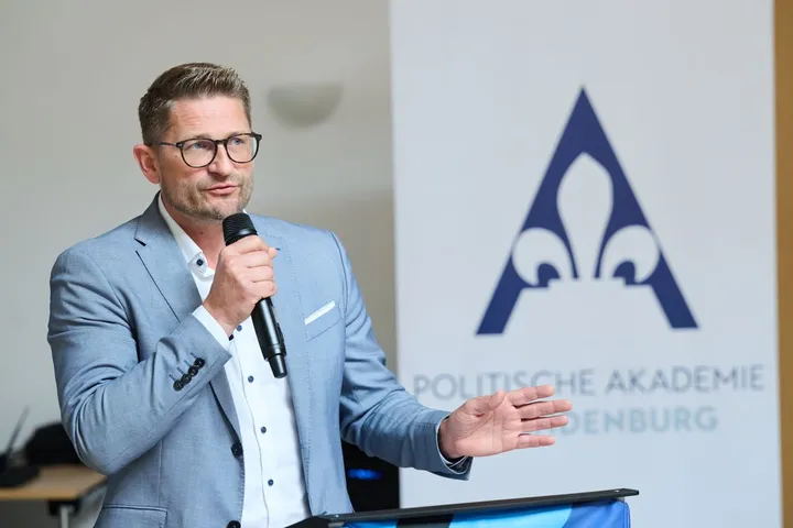 AfD startet neue Akademie für Nachwuchs in Brandenburg