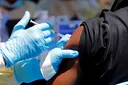 Ebola en RDC: lancement de l'essai clinique du vaccin Ervebo en Ituri