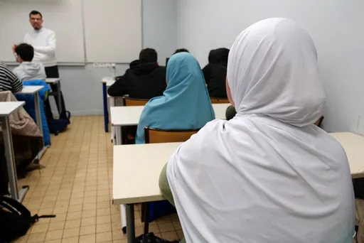 Italia inapanga kupiga marufuku kufunika uso shuleni na kuweka kikomo kwa wanafunzi wa kigeni