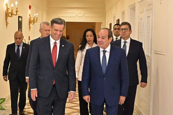 Al-Sissi reçoit le directeur de la CIA et pousse pour un accord sur l’Iran