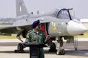 लड़ाकू विमानों की देरी से IAF की क्षमता पर असर, हर साल 36-40 जेट की जरूरत: एयर चीफ