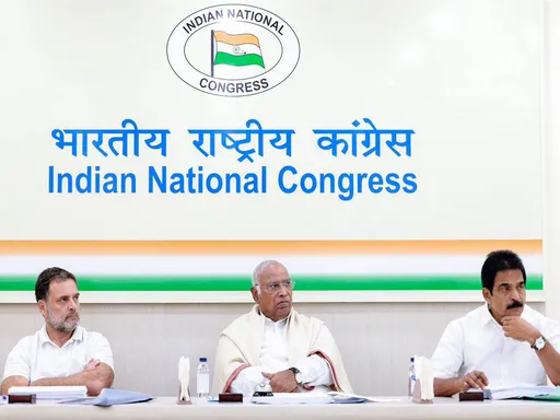 रूसी तेल पर ट्रंप के टैरिफ फैसले से भारत की ऊर्जा सुरक्षा और व्यापार को नुकसान हो सकता है: कांग्रेस