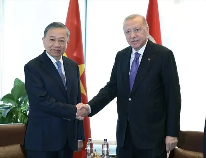 Presidenti Erdoğan takon homologun vietnamez në Nju Jork