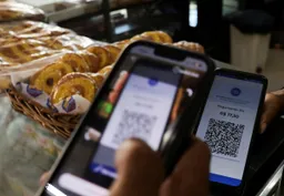 Pix, el sistema de pagos brasileño que destronó las tarjetas bancarias y está en la mira de Trump