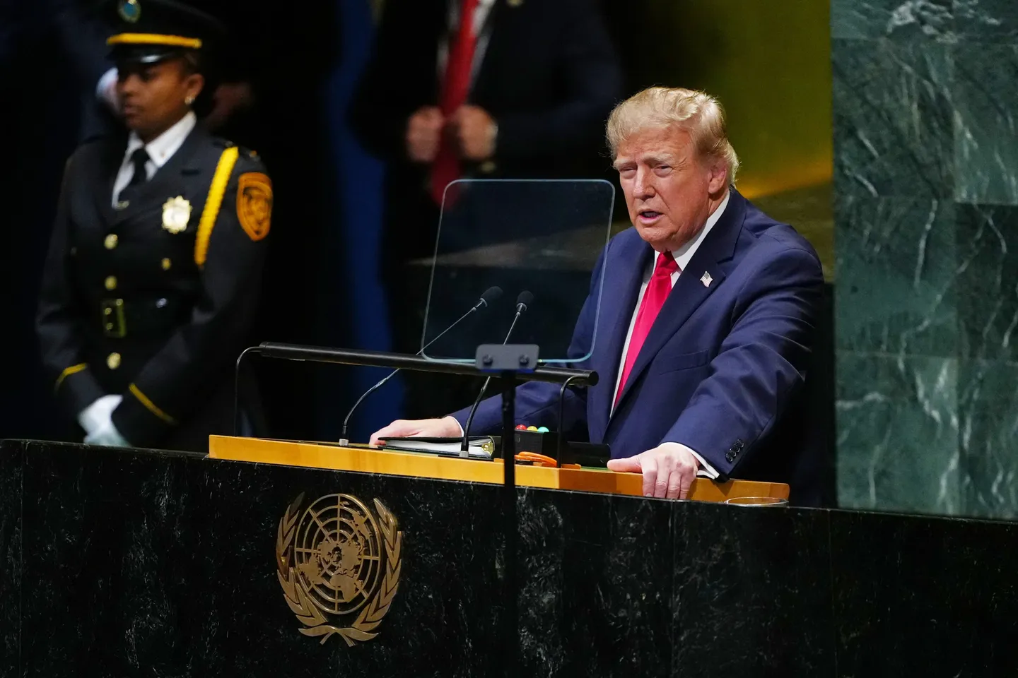 Трамп заявил, что Россия и Украина заключат сделку