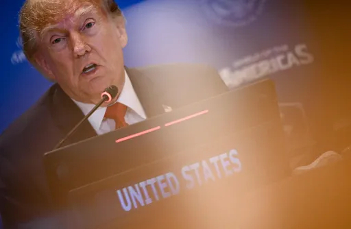 Trump akuzon Iranin se po përpiqet t'i rrisë çmimet e naftës para zgjedhjeve të mesmandatit në ShBA