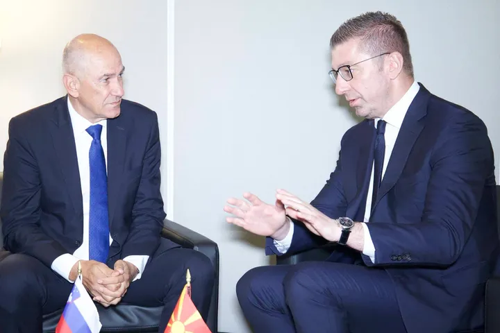 Мицкоски - Јанша: Пријателството да го преточиме во уште посилна економска соработка