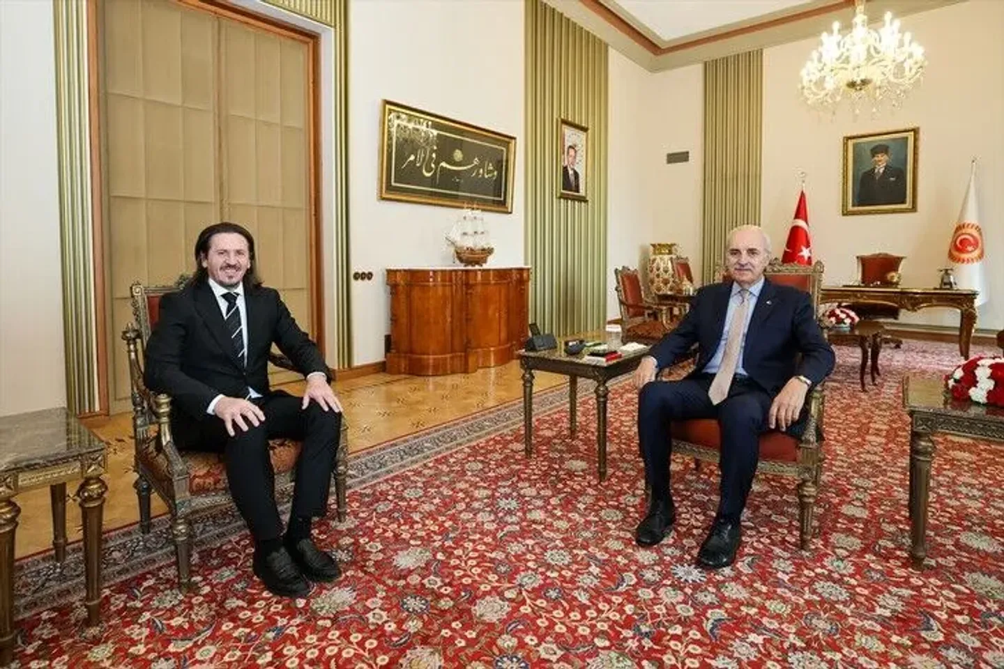 Kryeparlamentari turk priti në takim ministrin e Kulturës dhe të Turizmit të Maqedonisë së Veriut