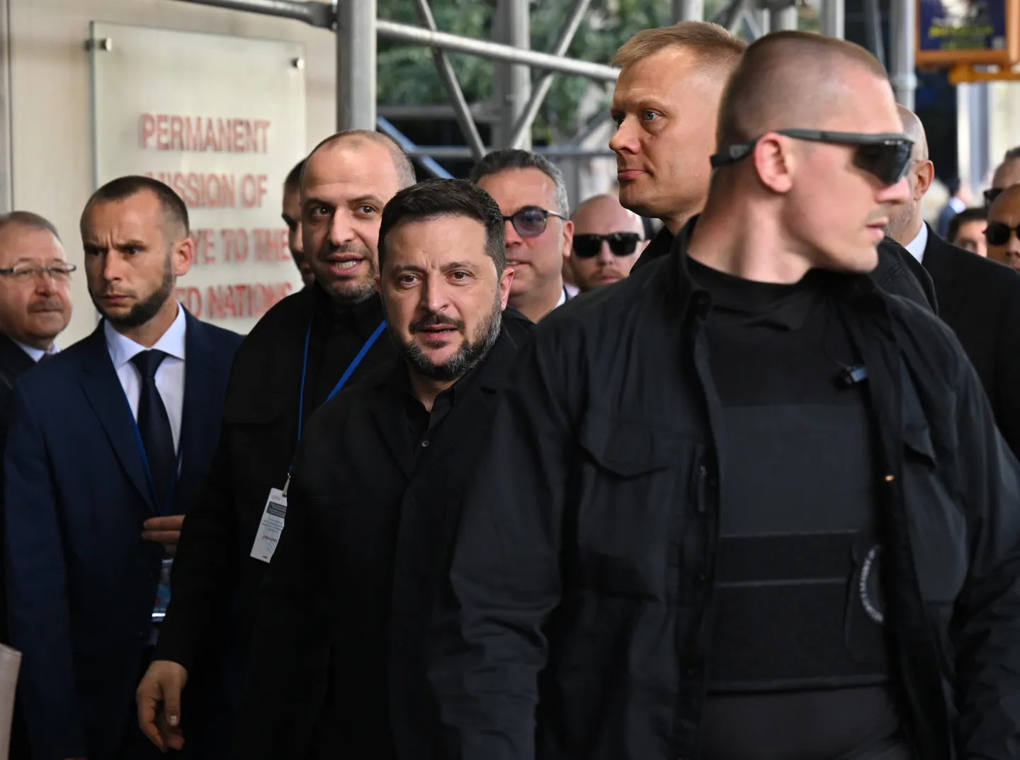Kiev 'very open' to Türkiye hosting trilateral peace summit, Zelenskyy says