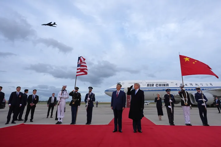 Xi Jinping arrives in Washington for state visit as US and China extend trade truce
