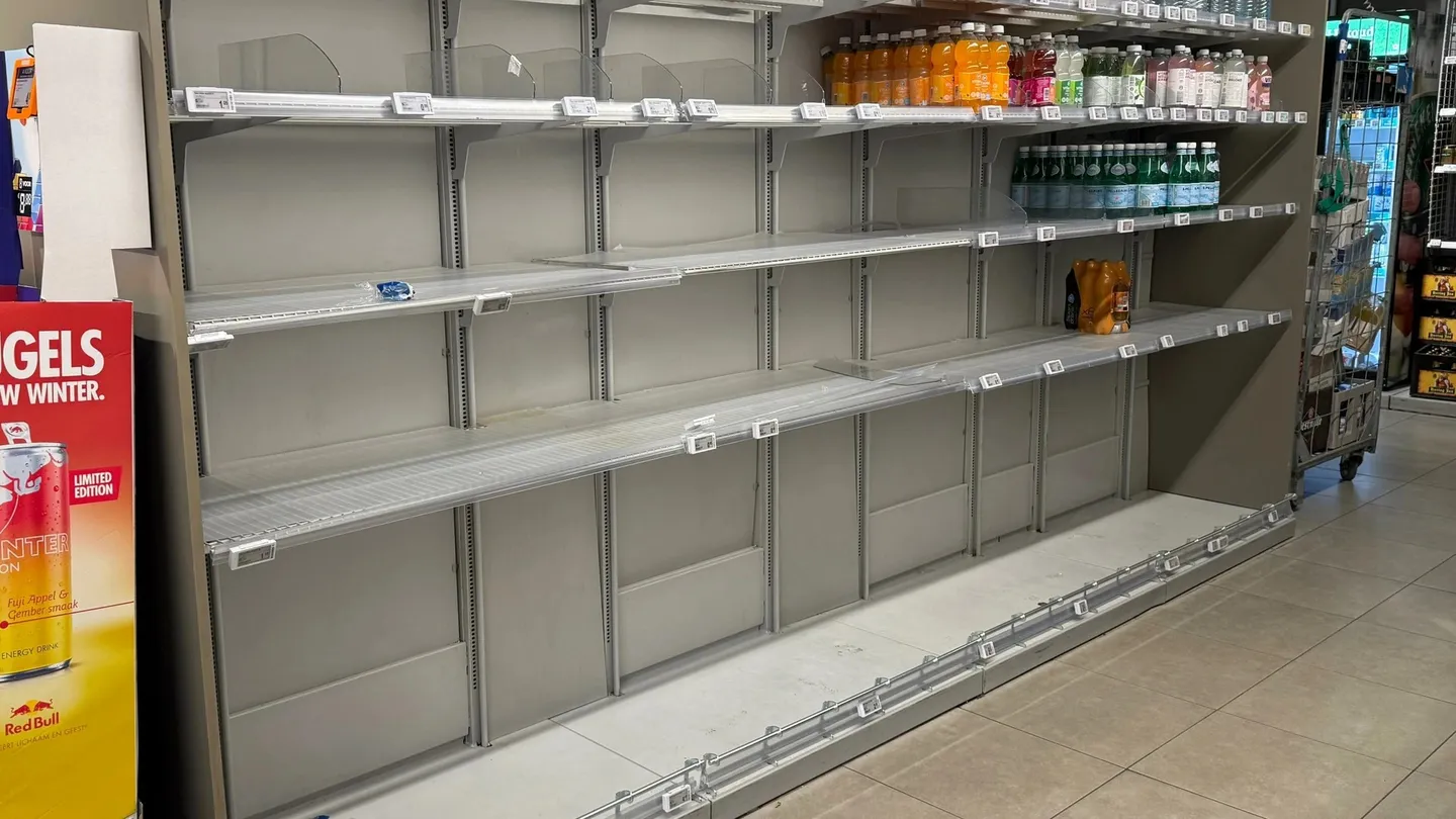 Kabinet keert terug op besluit om bevolking te vragen voedselvoorraad voor 8 dagen aan te leggen