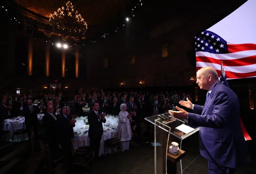 Erdoğan thekson rëndësinë e unitetit mes komuniteteve myslimane turke dhe amerikane