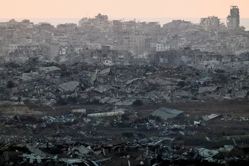 شهيدان و9 مصابين بغزة وحماس تعلن جاهزيتها لتنفيذ خريطة الطريق وتتهم إسرائيل بتعطيلها