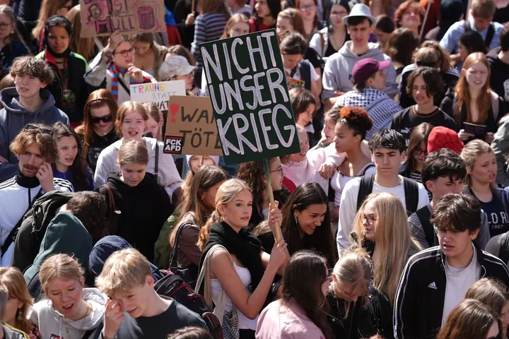 Schüler wollen gegen mögliche Wehrpflicht protestieren