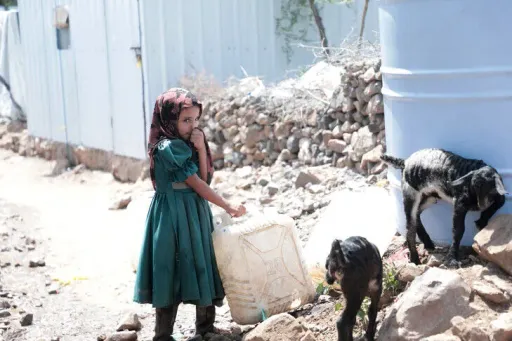 UNICEF-i: Mbi 70 mijë fëmijë të zhvendosur në Jemen për shkak të përshkallëzimit të konfliktit