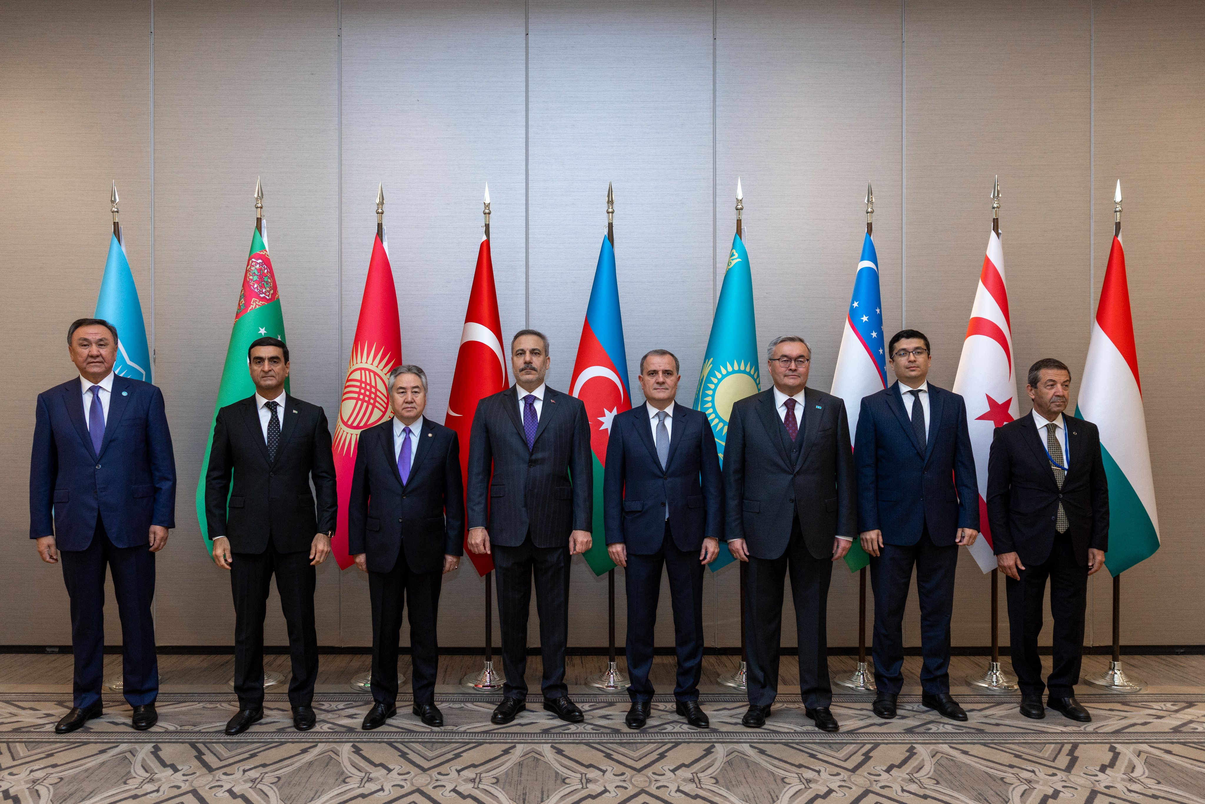 Kryediplomati turk merr pjesë në takimin joformal të homologëve të Organizatës së Shteteve Turkike