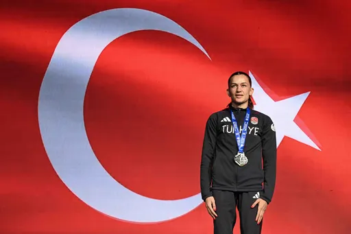 Турчанка Хатидже Акбаш стала чемпионкой Европы по боксу