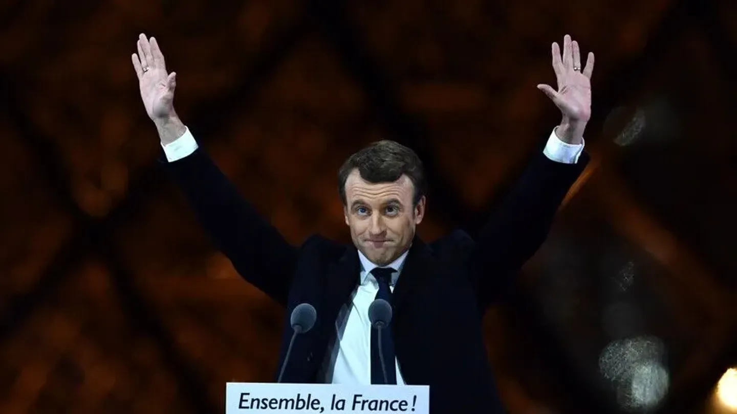 Macron ne isključuje mogućnost povratka na funkciju predsjednika Francuske