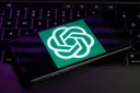 KI von OpenAI lud Nutzer-Bilder zu Online-Plattformen hoch