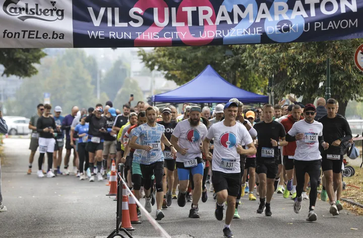 Počeo 5. Vils Ultramaraton u Sarajevu: Trkači se takmiče u trčanju na šest i 12 sati