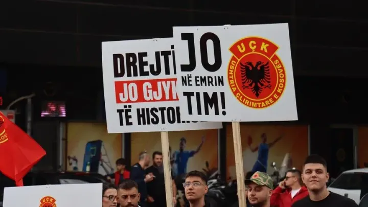 Shkup, mbahet protestë kundër vendimit të Gjykatës Speciale për ish-krerët e UÇK-së