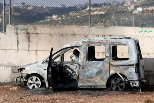 Pushtuesit izraelitë sulmojnë dy vendbanime palestineze në Bregun Perëndimor