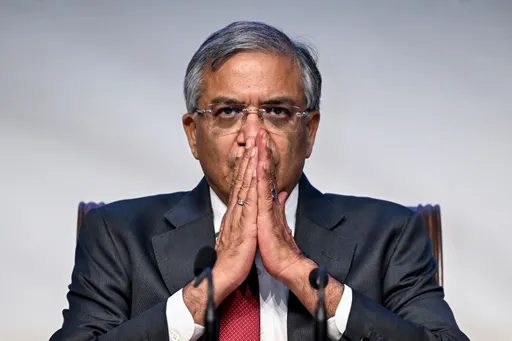 मतदाता सूची संशोधन विवाद पर सुप्रीम कोर्ट ने सरकार और चुनाव आयोग से जवाब मांगा