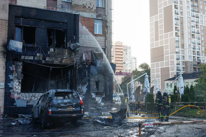 Des frappes de drones russes sur Kiev font au moins 3 morts
