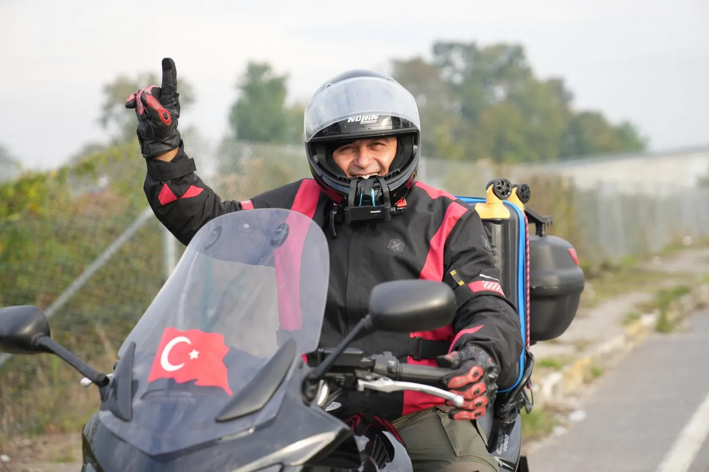 Motoçiklistët turq nisin një udhëtim prej 7.000 km për të kryer Umren në Arabinë Saudite