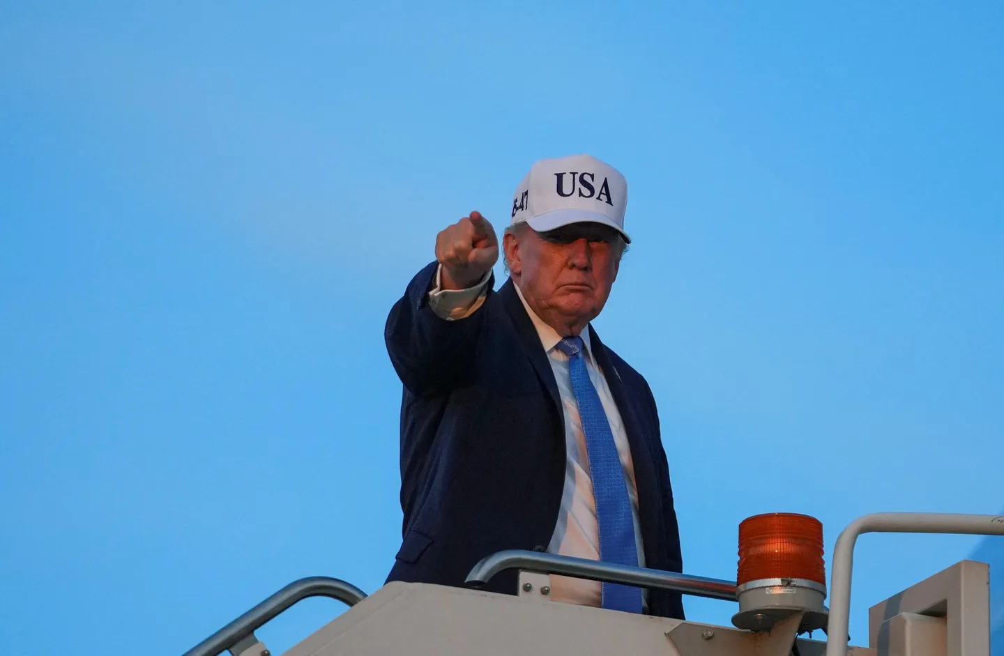 Трамп пригласил главу Anthropic на ужин в Белый дом